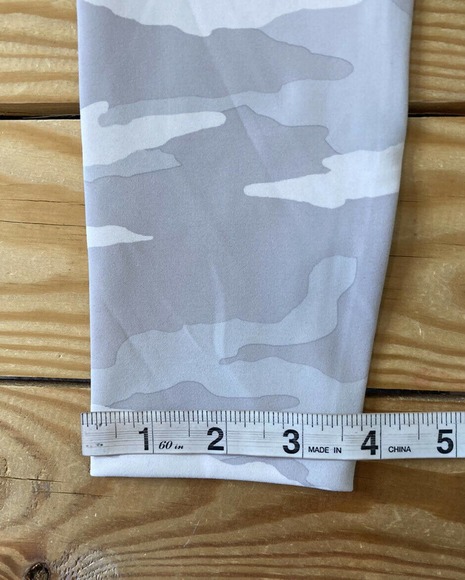 NWT Athleta Elation Leggings Size XS Women’s Grey Camo MSRP $89 - Picture 11 of 11